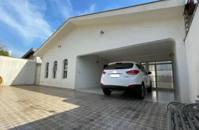 Casa com 3 quartos à venda no Jardim Glória, Americana 