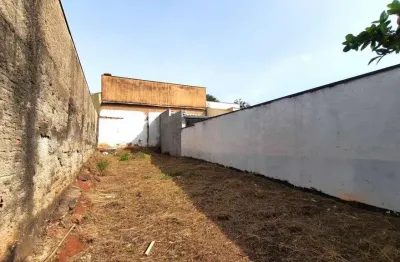 Terreno à venda no Jardim Ipiranga, Americana 