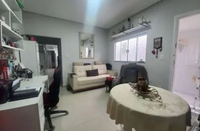 Casa com 2 quartos à venda na Vila Massucheto, Americana 