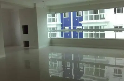 Apartamento para vando no edifício roveré della luna