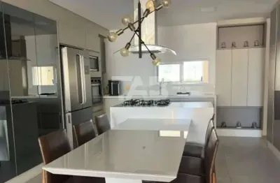 Excelente apartamento à venda no edifício porto januária