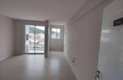 Apartamento com 2 quartos, nações - balneário camboriú