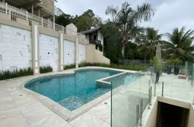 Casa com 3 quartos à venda na Rua 109 L, 49, Canto da Praia, Itapema
