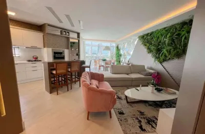 Apartamento com 3 quartos para alugar na Rua 951, 241, Centro, Balneário Camboriú