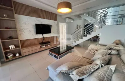 Casa com 4 quartos à venda na Rua Aldo Marcos da Cunha, 109, Ressacada, Itajaí