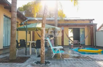 Casa com 4 quartos à venda na Rua Açucena, 243, Morrinhos, Bombinhas