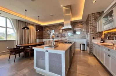 Casa com 4 quartos à venda na Avenida Rodesindo Pavan, 7200, Praia do Estaleiro, Balneário Camboriú