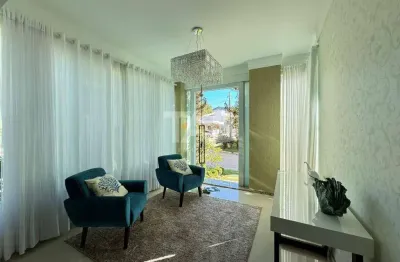 Casa com 3 quartos à venda na Avenida das Arapongas, 455, Ariribá, Balneário Camboriú