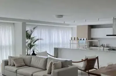 Casa comercial à venda na Avenida Nereu Ramos, 4770, Itacolomi, Balneário Piçarras