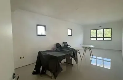 Casa comercial com 3 salas para alugar na Avenida Vereador Abrahão João Francisco, 2600, Dom Bosco, Itajaí