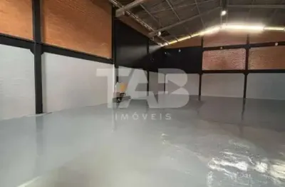 Galpão comercial com 274m² para locação em camboriú