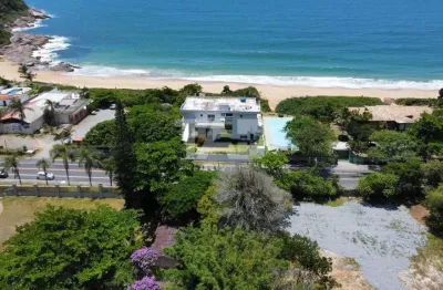 Terreno à venda na Avenida Rodesindo Pavan, 666, Praia do Estaleiro, Balneário Camboriú