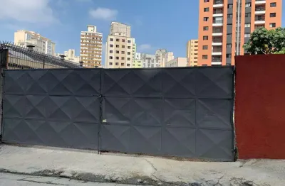 Terreno comercial para alugar na Rua dos Tapes, 25, Cambuci, São Paulo