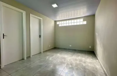 Casa com 2 quartos para alugar na Rua Padre Manuel da Nóbrega, 852, Fanny, Curitiba