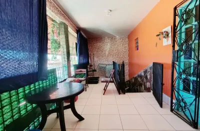 Casa com 2 quartos à venda na Rua Tereza de Azevedo, 898, Gruta de Lourdes, Maceió