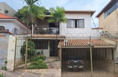 Casa com 4 quartos à venda na Rua Plombagina, 571, Colégio Batista, Belo Horizonte