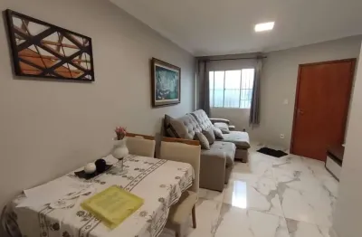 Casa geminada coletiva com 2 quartos à venda em contagem