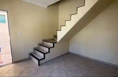 Apartamento com 3 quartos para alugar na Rua Eli Antônio da Costa, 497, Lagoa, Belo Horizonte