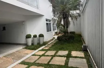 Casa com 4 quartos à venda na Avenida Cruzeiro do Sul, 793, Jardim Riacho das Pedras, Contagem