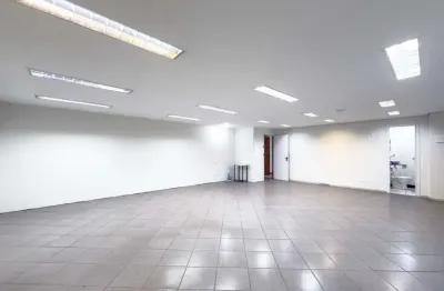 Sala comercial para alugar na Avenida Cristiano Machado, 640, Sagrada Família, Belo Horizonte