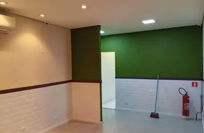 Loja / Salão / Ponto Comercial com 1 quarto para alugar em São Paulo