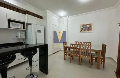 Apartamento na praia das toninhas, 2 quartos, a 300m da praia das toninhas