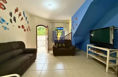 Sobrado em condomínio à venda no bairro do perequê mirim em ubatuba/sp.