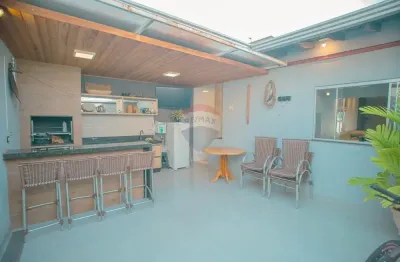 Casa com 2 quartos à venda na Rua Livorno, 114, Jardim Montecatini, Cambé