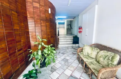 Apartamento espaçoso 3 dormitórios  no edifício jangada | 110m² | centro de balneário camboriú   descubra o conforto e a conveniência de morar no coração de balneário camboriú! apresentamos um apartam