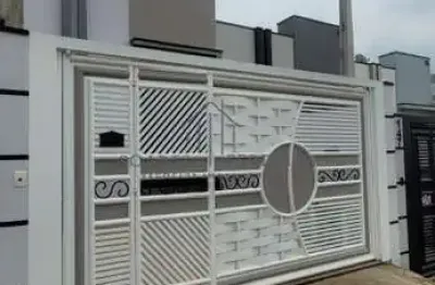 Casa à venda em Indaiatuba-SP, Jardim União: 2 quartos, 1 sala, 2 banheiros, 2 vagas de garagem, 69m² de área. Não perca!