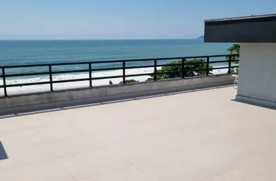 Belíssima casa de alto padrão, frente mar em barra velha,