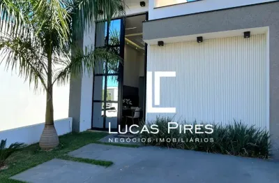 Casa Porteira fechada com piscina e 3 dormitórios no Residencial Villaggio Ipanema 1