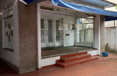 Ponto comercial, ótimo para escolas, escritório e outros