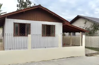 Casa com 3 quartos à venda na Rua Monte Castelito, Monte Alegre, Camboriú