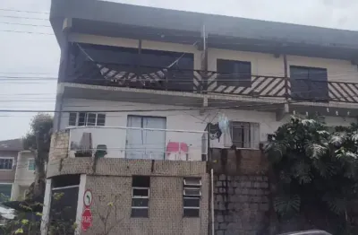 Excelenta casaem balneario camboriu com linda vista para a cidade!