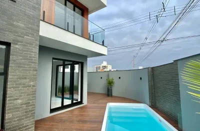 Duplex maravilhoso em bairro privilegiado com 3 suítes, em camboriú