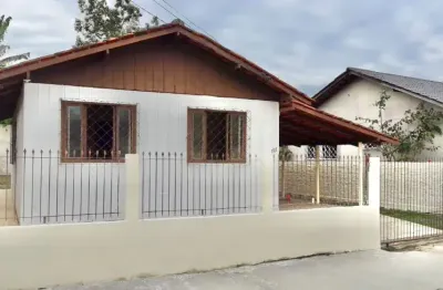 Casa com 3 quartos à venda na Rua Monte Castelito, 181, Monte Alegre, Camboriú