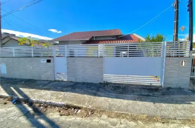 Casa com 2 quartos à venda na Rua João Nestor Simas, Lídia Duarte, Camboriú, Região Geográfica Imediata De Itajaí, Região Geográfica Intermediária De Blumenau, Santa Catarina, Região Sul, 88345-182, Brasil, Areias, Camboriú