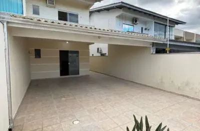 Excelente sobrado semi mobiliado , 3 dormitórios sendo uma suite .