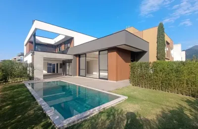 Casa com 3 quartos à venda na Rua Ivo Jose Rebello, 610, Santa Regina, Santa Regina, Camboriú