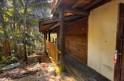 Chácara / sítio com 3 quartos à venda na Rua 207, 111, Meia Praia, Itapema