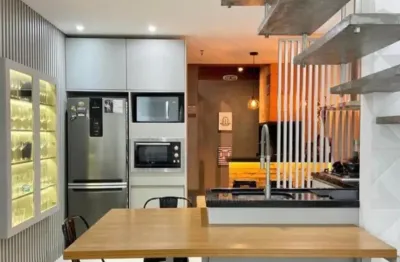 Sobrado semi mobiliado 2 dormitórios amplos , cidade de camboriu