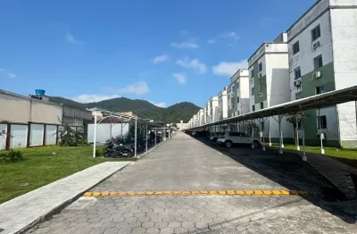 Apartamento semi mobiliado 2 dormitórios em balneário camboriú