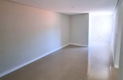 DIFERENCIADO - APTO. 101 De: R$ 950.000,00  90,90m² privativos  - 2 Suítes - Lavabo - Amplo gardem com churrasqueira a carvão - Hall de entrada - Living integrado: sala de estar, jantar e cozinha - Pá