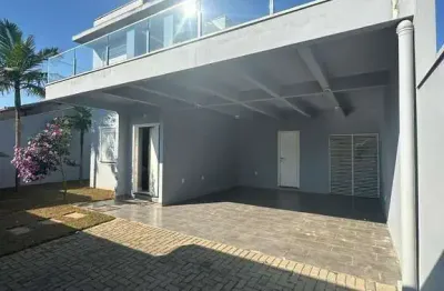 Casa com 3 quartos à venda no Centro, Penha 