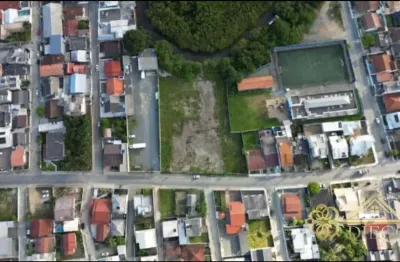 Terreno à venda no Gravatá, Penha 