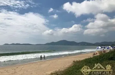 Terreno à venda no Armação, Penha 