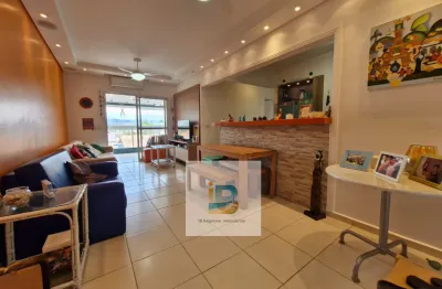 Lindo apartamento com 2 quartos sendo 1 suite,  pronto para morar, apenas uma quadra da praia no centro de bertioga sp