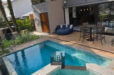 Mansão Mobiliada com 6 Suítes e Lazer de Resort – Sustentável e Próxima ao Mar'