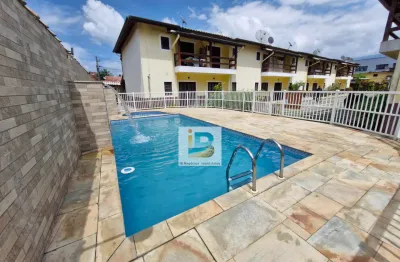 Sobrado em condomínio  no Centro de Bertioga – 300m da Praia, 2 Suítes e 2 Vagas Cobertas.